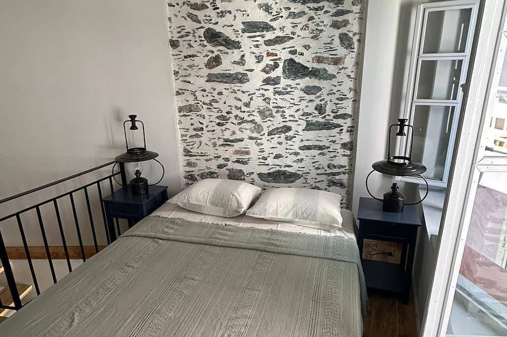 Foto 7 von 27: Plomari Geometer House: 1br with WiFi, AC