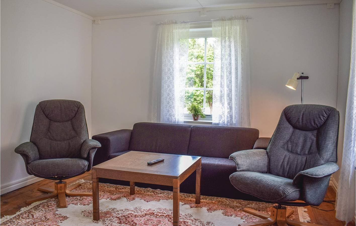 Foto 3 von 10: Ferienhaus für 4 Personen mit Terrasse