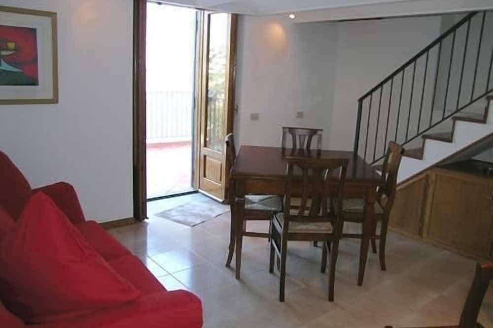 Foto 4 von 14: Sehr schönes Haus mit Meerblick und privaten Gärten und Terrassen