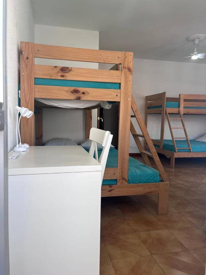 Foto 6 von 13: Double Room with Shared Bathroom