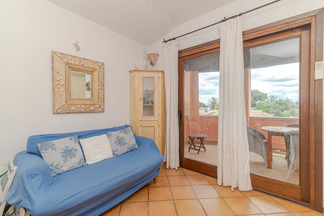 Foto 4 von 20: Apartment am Meer, 30 m vom Strand, mit Gemeinschaftspool