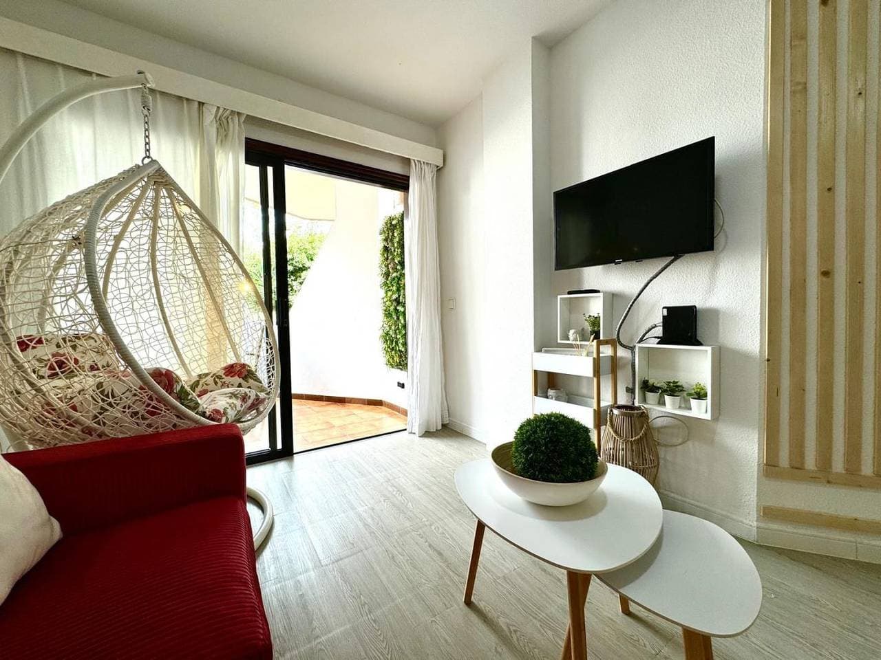 Foto 6 von 45: Ferienwohnung für 4 Personen mit Garten