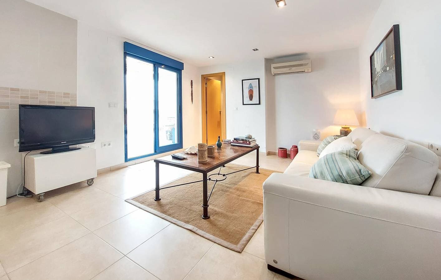 Foto 3 von 15: Apartment mit Meerblick, Parkplatz, Terrasse und AC