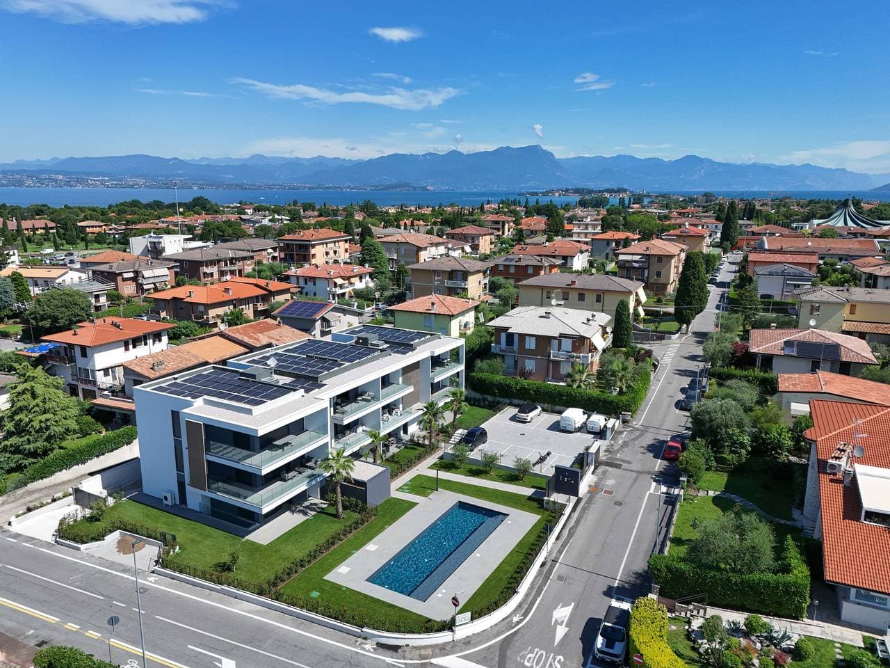 Foto 3 von 29: Mgh Luxury - Palms Residence Sirmione N2