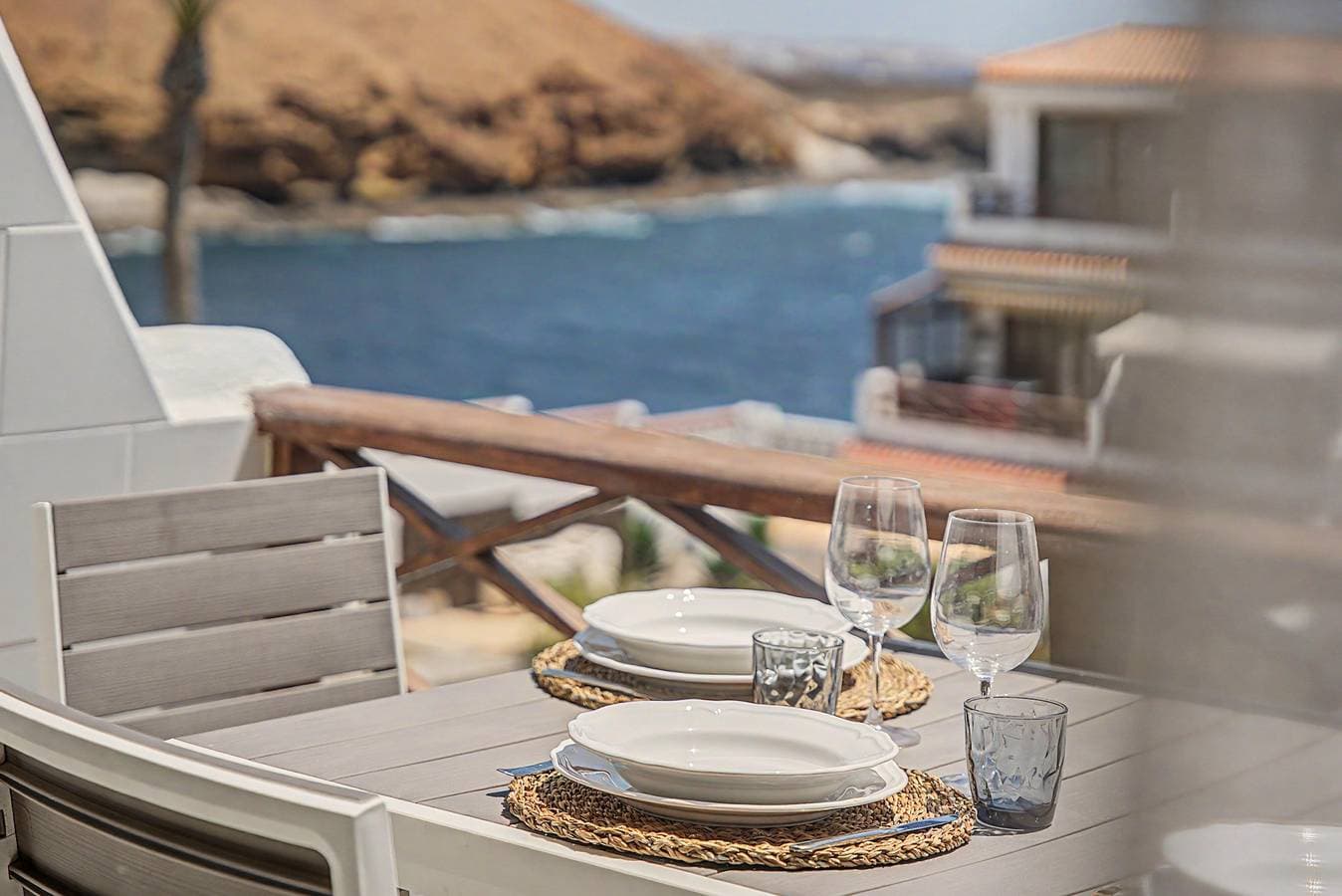 Apartment with beautiful ocean view 1