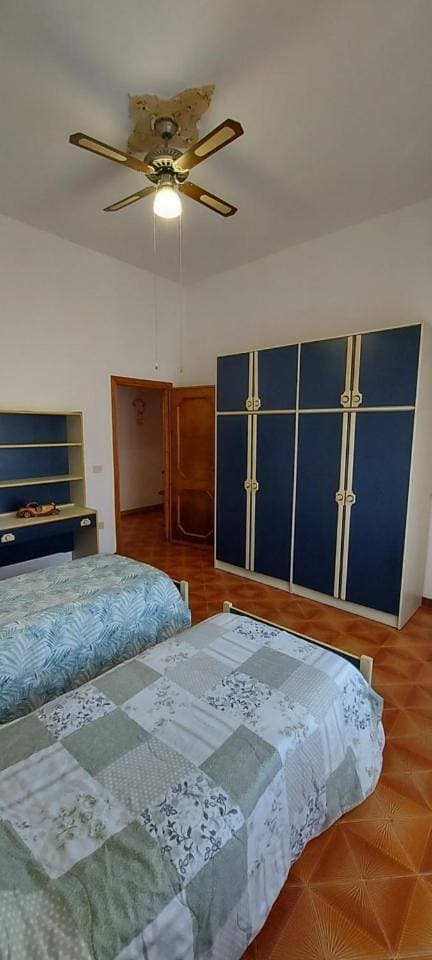 Foto 10 von 24: Three-Bedroom House