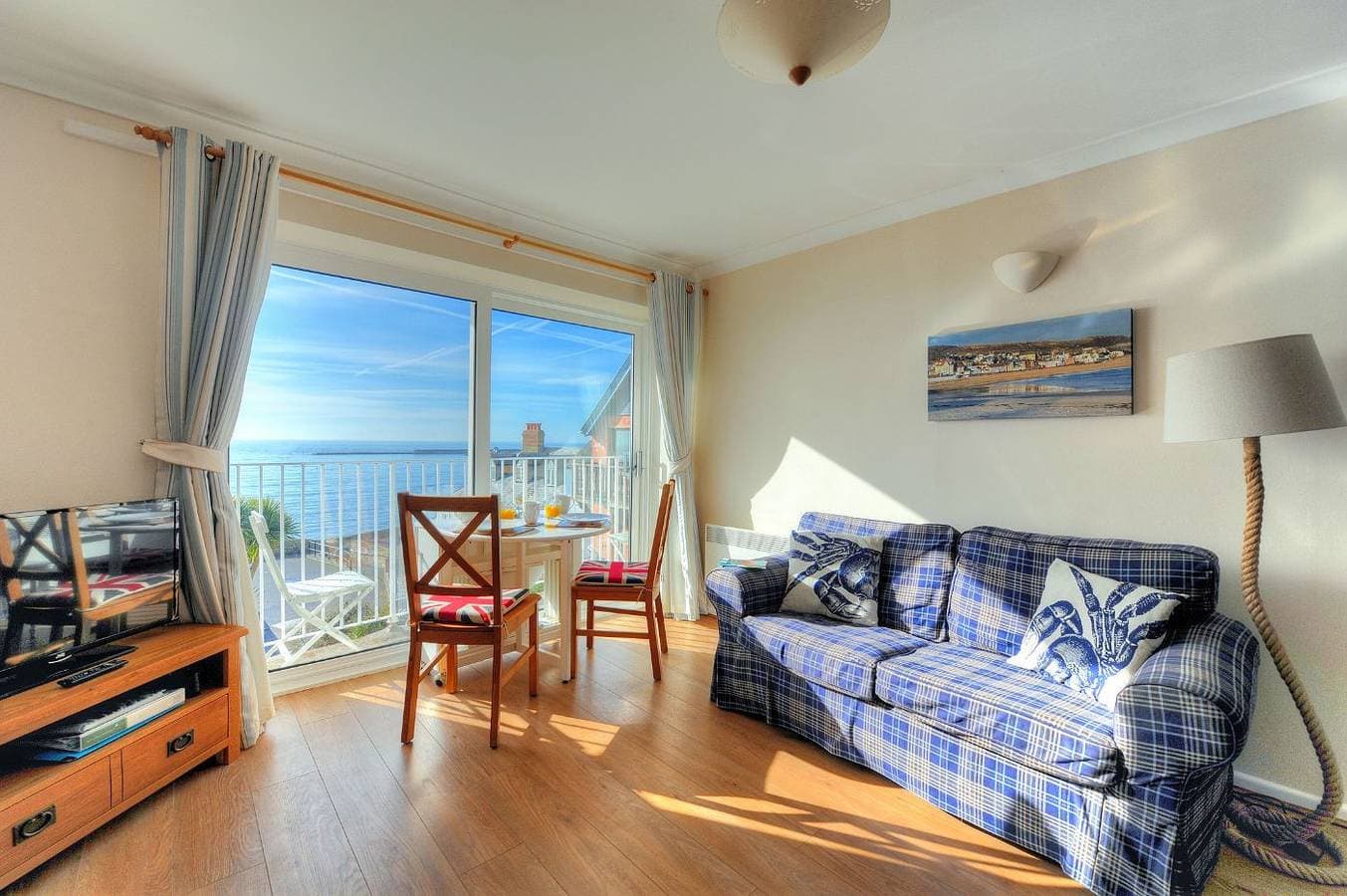 Foto 3 von 19: Ferienwohnung für 4 Personen mit Balkon