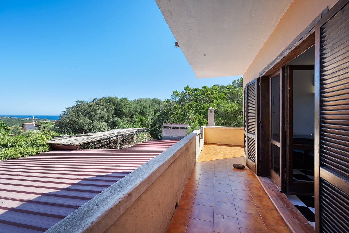 Sea View Accommodation With Garden 1