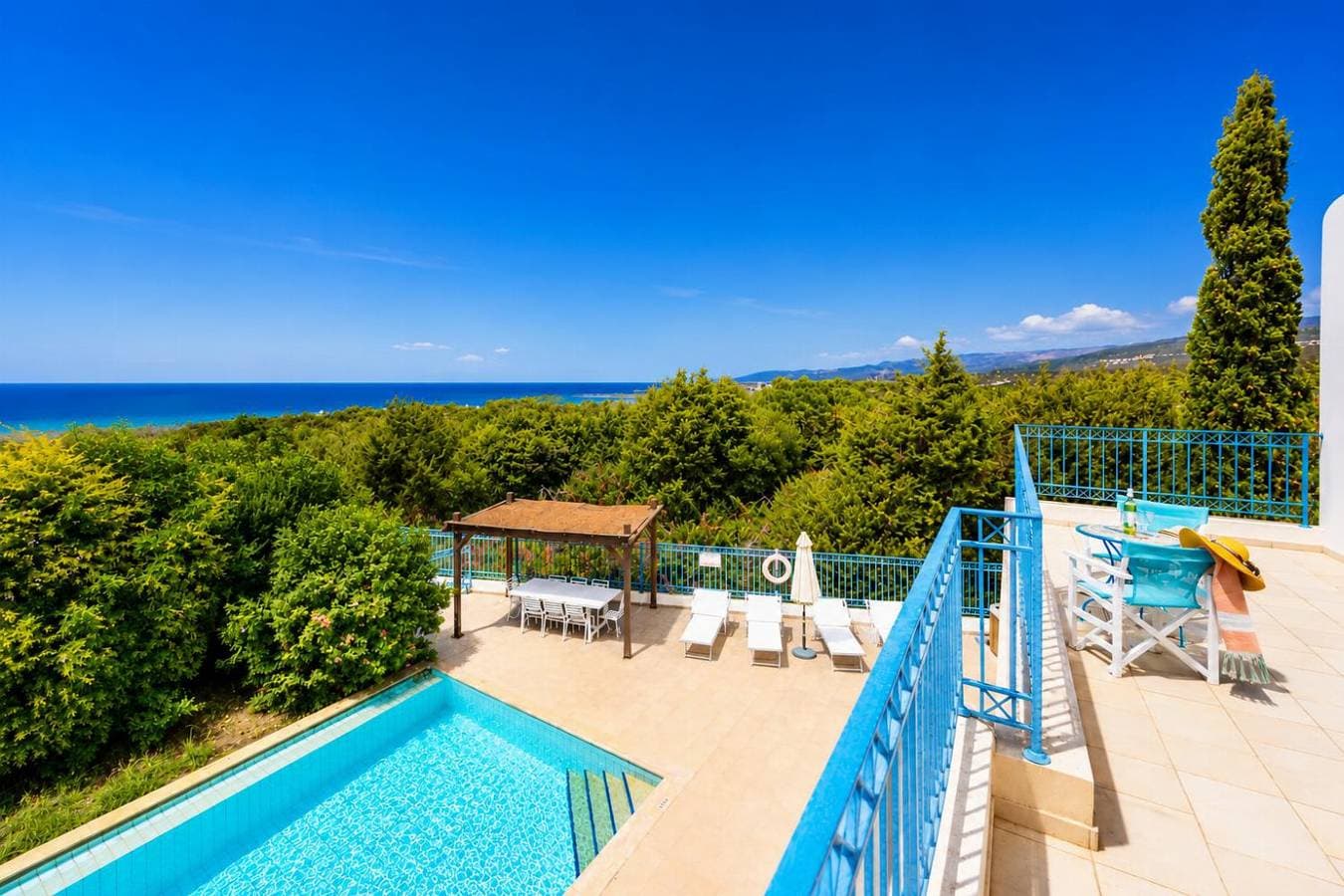 Foto 4 von 30: Villa Poseidonas