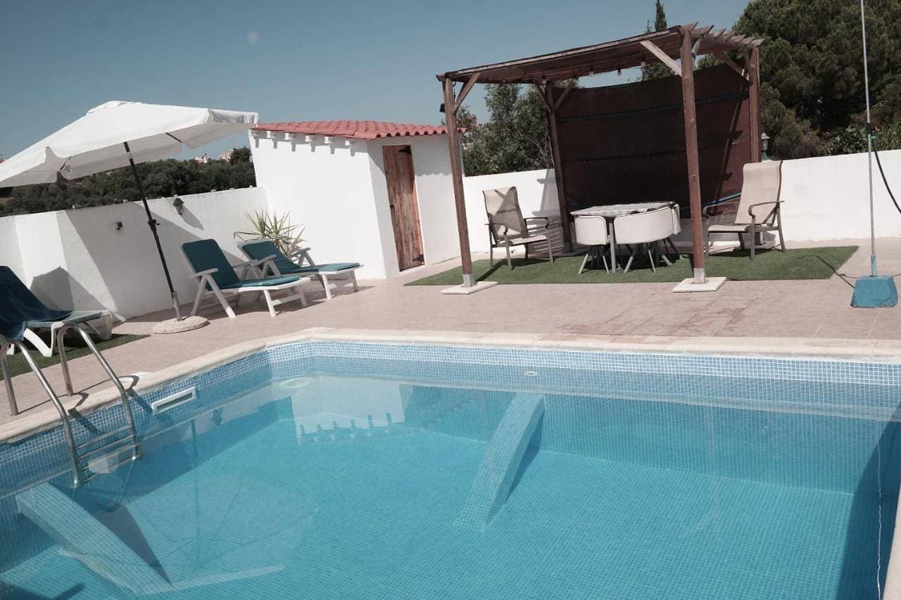 Foto 4 von 92: Three-Bedroom House