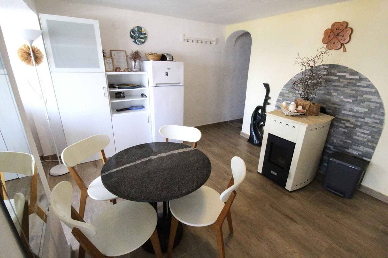 Foto 10 von 27: Ferienwohnung mit Klimaanlage und Balkon