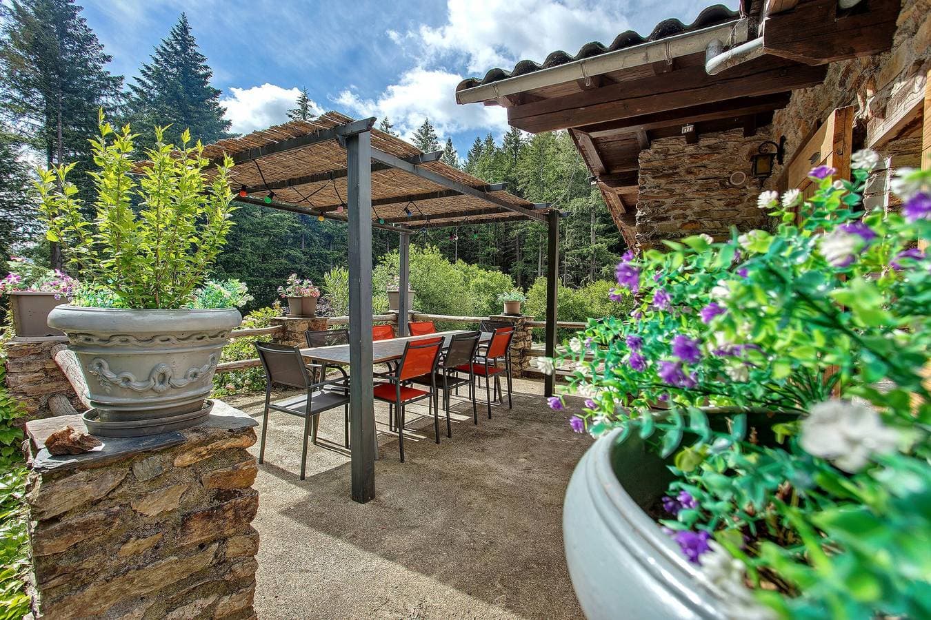 Foto 4 von 35: 1. Etage: Zimmer „Le Rocher de l'Aigle“ 15 m²