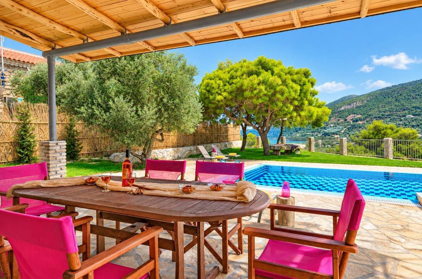 Foto 5 von 22: Villa Tireda Tria