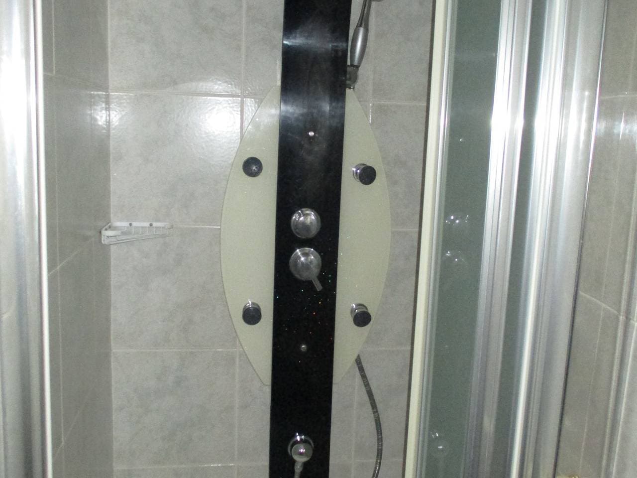 Foto 8 von 12: Double Room with Balcony 1
