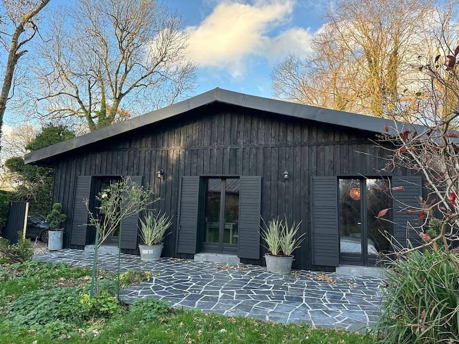 Foto 4 von 23: Three-Bedroom House