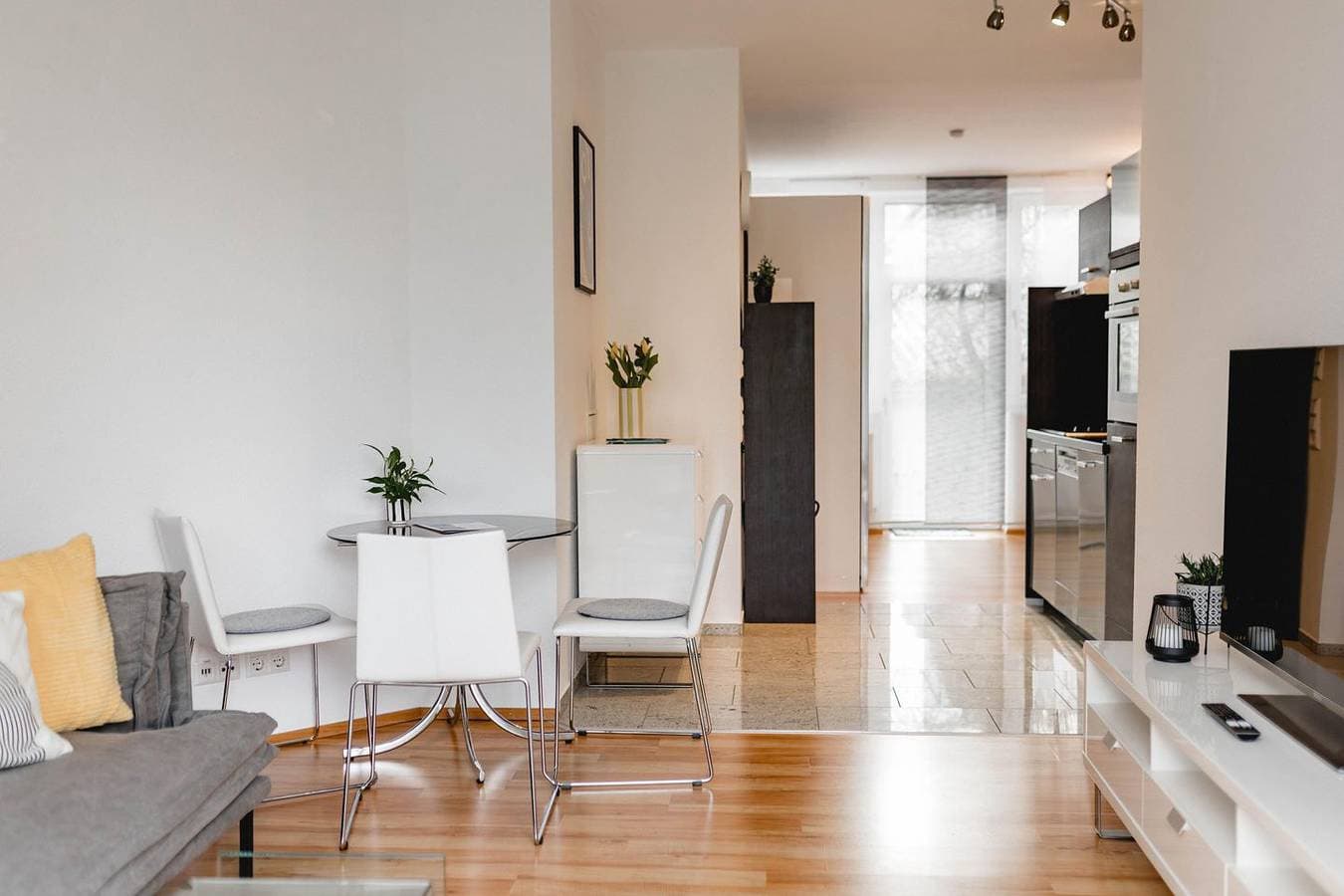 Foto 13 von 33: ⭐⭐⭐⭐  Abc Wohnung F