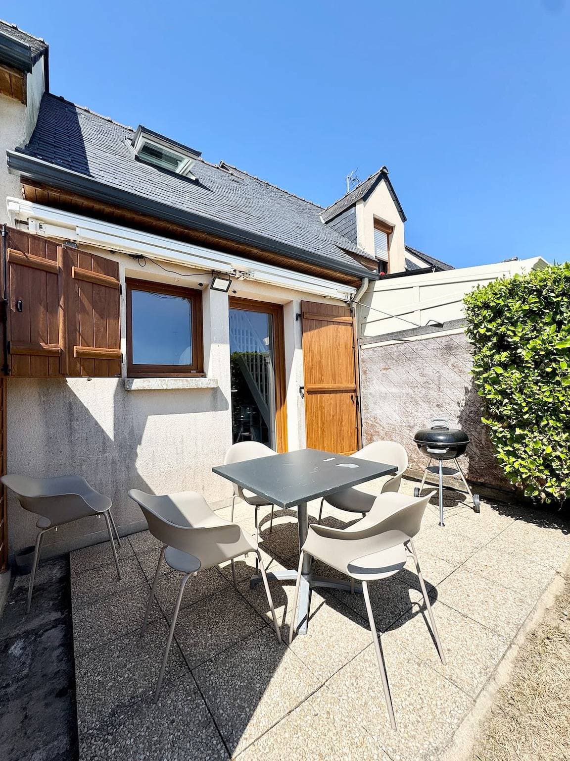 Foto 2 von 27: Ferienhaus für 4 Personen mit Pool