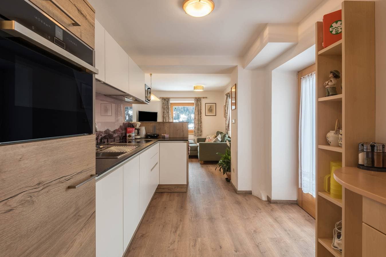 Foto 5 von 26: Gemütliche Ferienwohnung "Santner Villa Erna" mit Blick auf die Berge