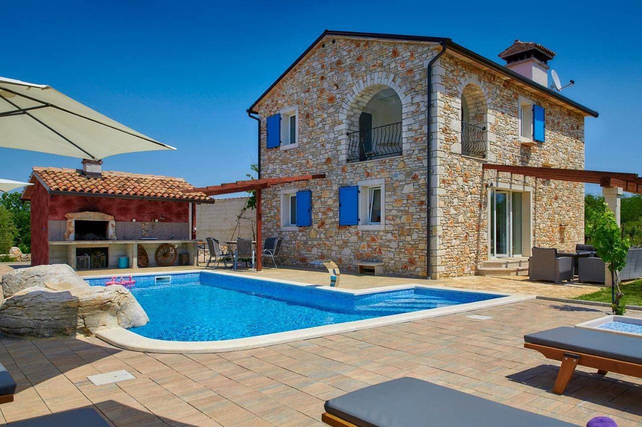 Foto 4 von 69: Three-Bedroom Villa