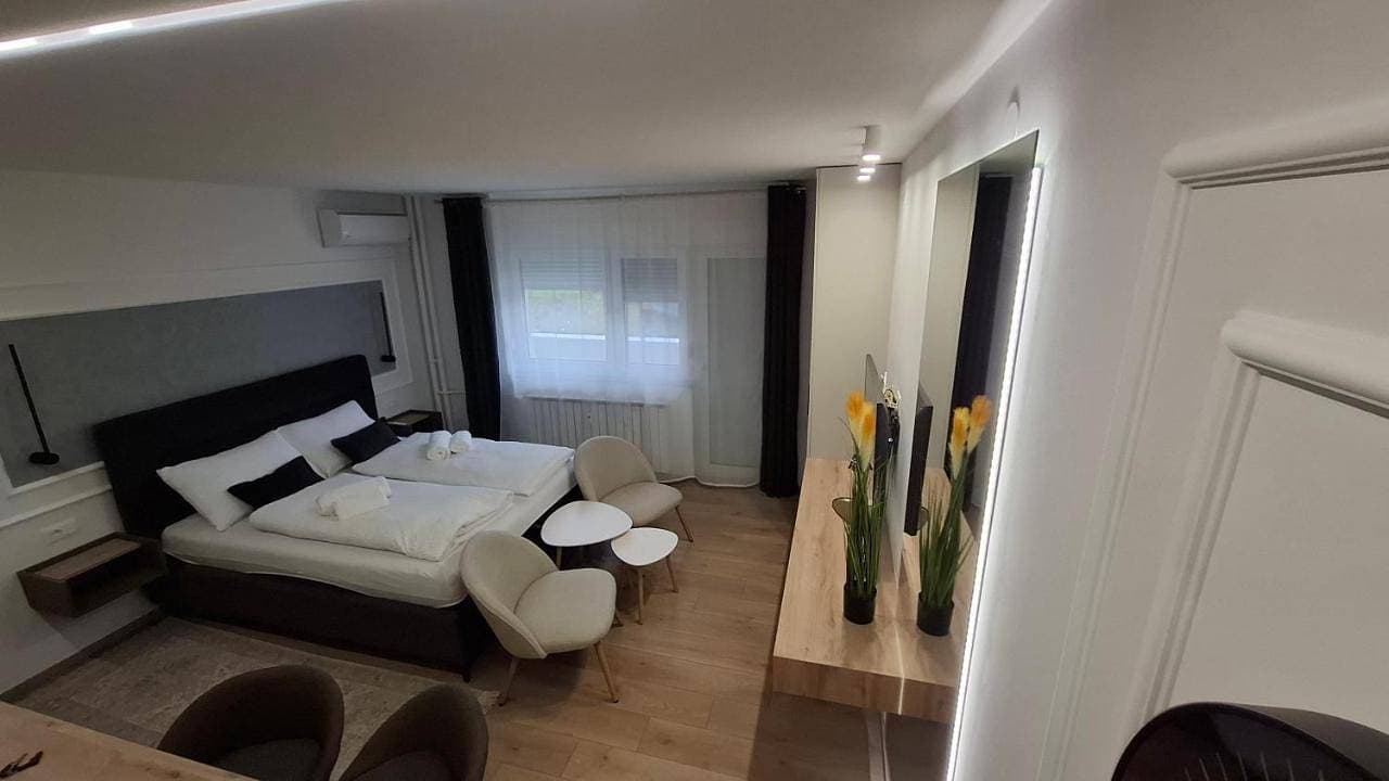 Foto 12 von 14: One-Bedroom Apartment