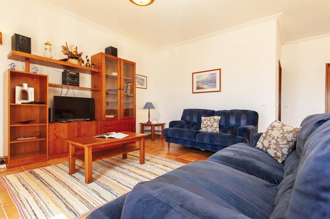 Foto 8 von 39: Ferienwohnung für 3 Personen mit Pool