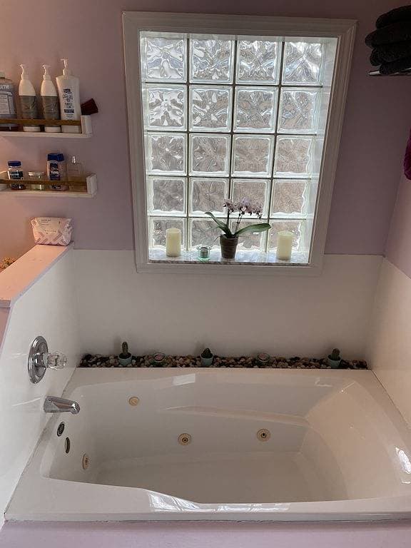 Foto 13 von 25: Pool w/slide, low fees, free golf cart, pets welcome. 10 blocks beach-near Mayo.