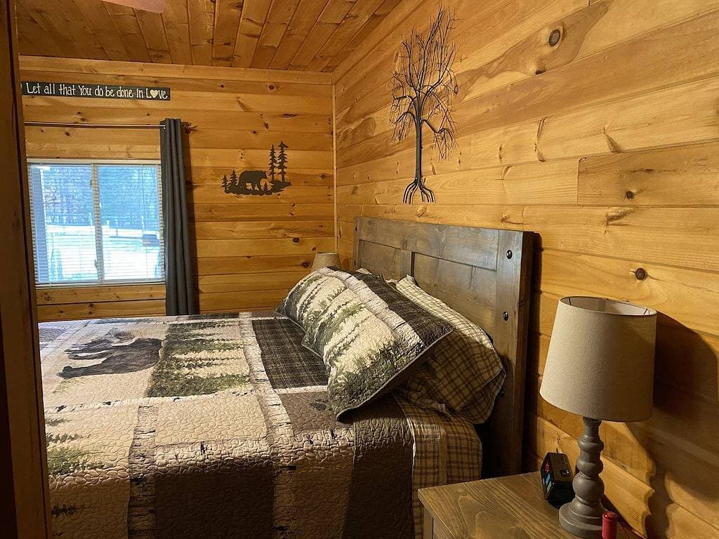 Foto 3 von 40: Hidden Haven - Eine private Berghütte!