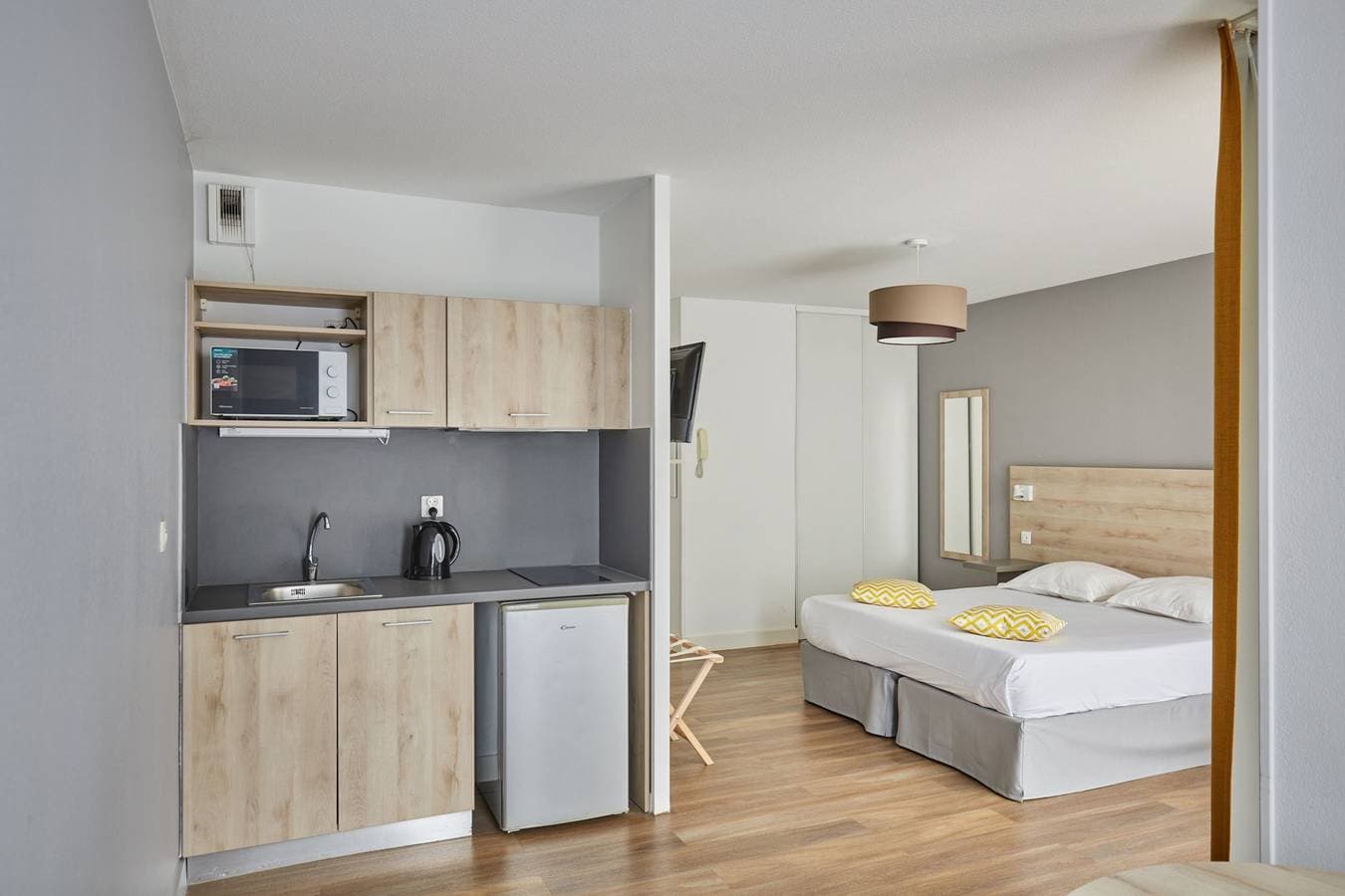 Foto 12 von 32: Hotel für 2 Personen mit Balkon