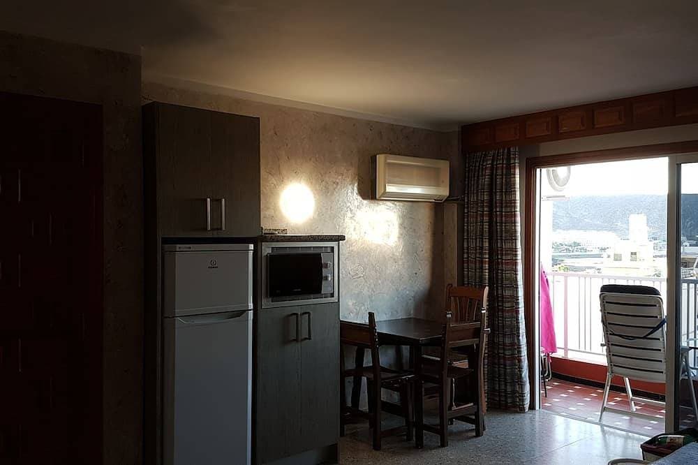 Foto 13 von 23: Sunny & Ocean View Apartment