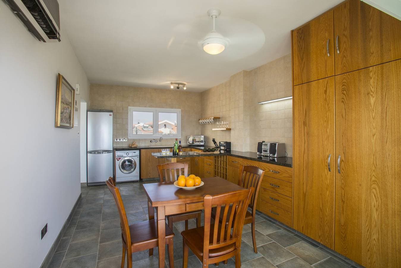 Foto 5 von 16: Lordos Sunshore  Beachfront Suite