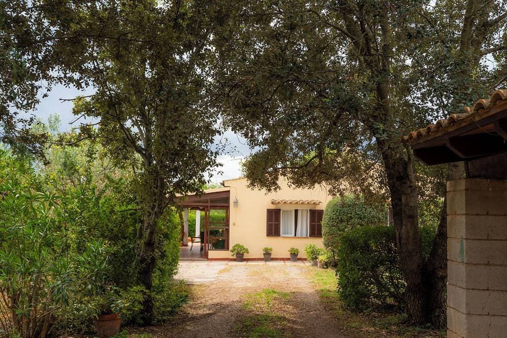 Foto 12 von 24: Villa mit Pool 2,5 km. vom Meer aus Sehr ruhige Gegend. Wifi