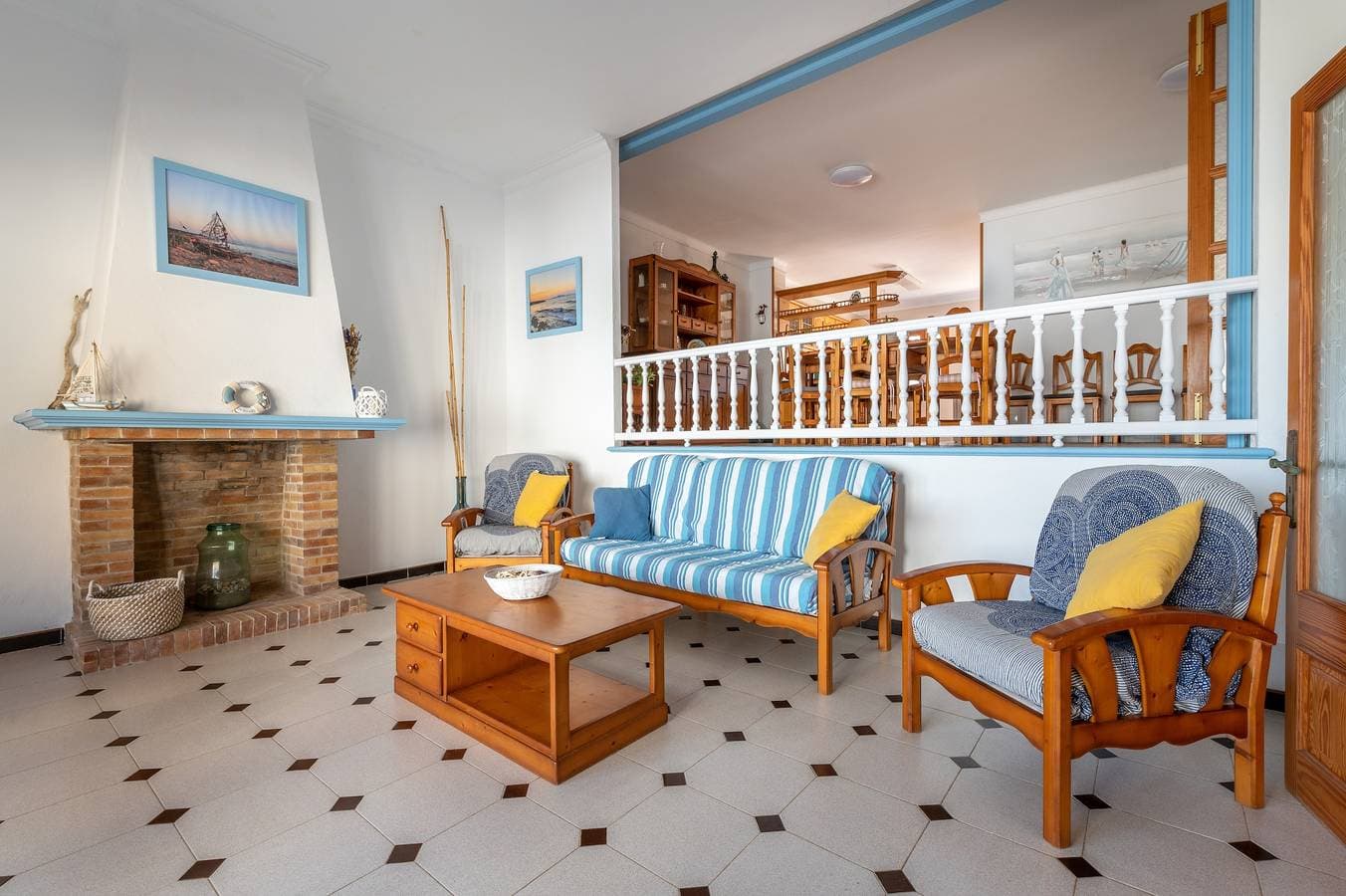 Foto 5 von 31: Zentrale Ferienwohnung nur wenige Meter vom Strand entfernt, mit Terrasse
