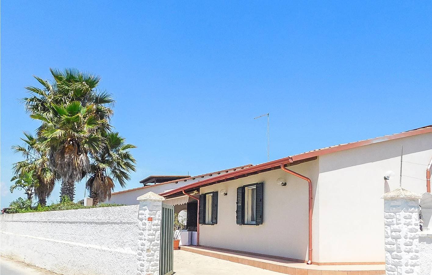 Foto 2 von 29: Appartement mit Meerblick, Parkplatz und Internet - 1000m zum Strand