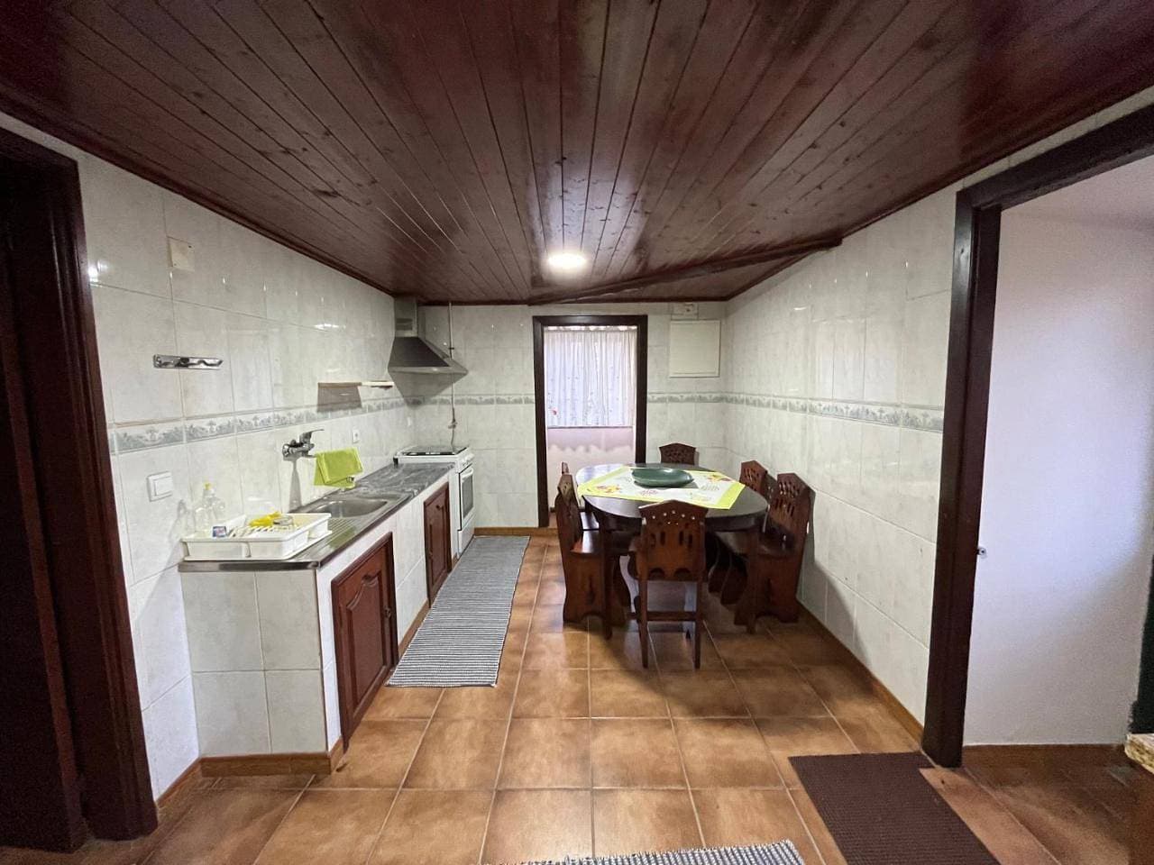 Foto 9 von 12: Three-Bedroom House