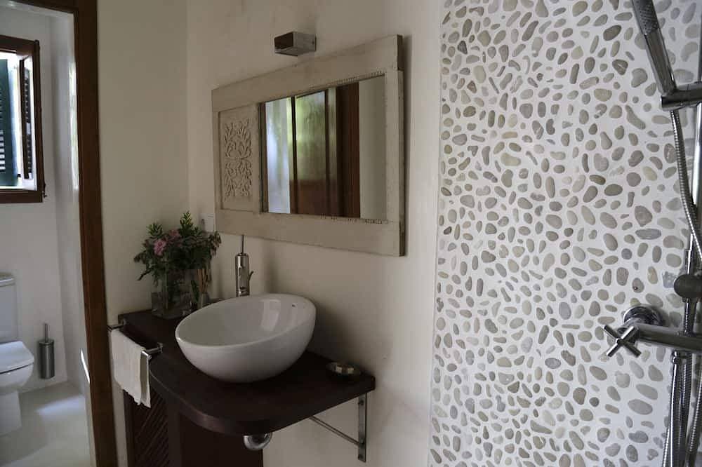 Foto 12 von 30: Luxuriöses Renoviertes Haus mit Eigenem Pool