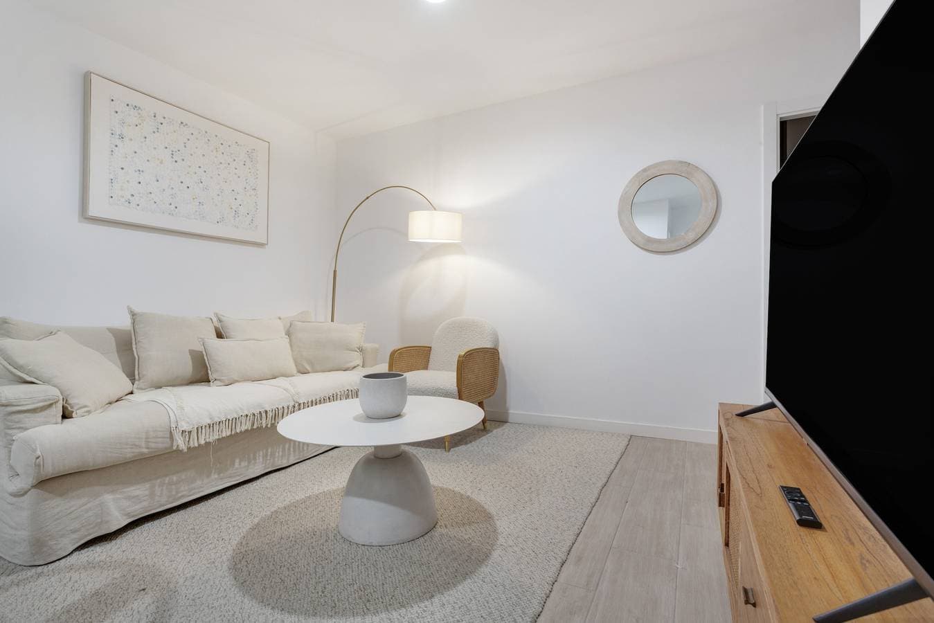 Foto 3 von 36: Ferienwohnung 'Mit Bergblick' mit WLAN und Klimaanlage