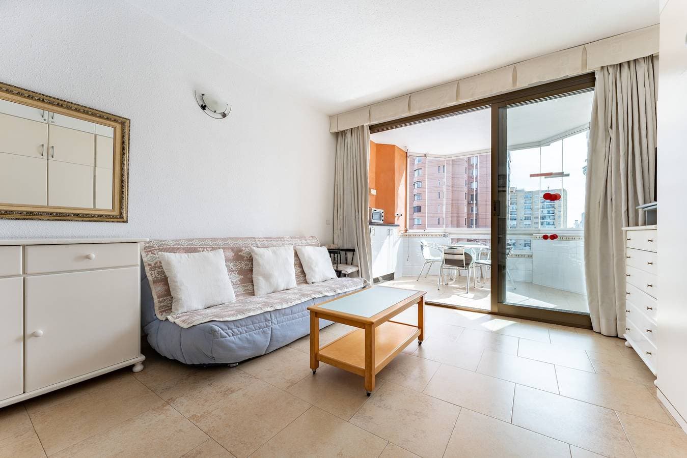 Foto 5 von 20: Einzimmerapartment 'Sunny' mit Blick auf den Hafen, Wi-Fi und Klimaanlage