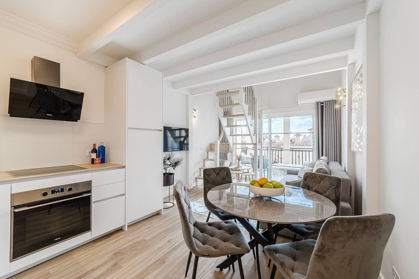 Foto 13 von 17: Ferienwohnung 'Yucca Park Duplex' mit Gemeinschaftspool, WLAN und Klimaanlage