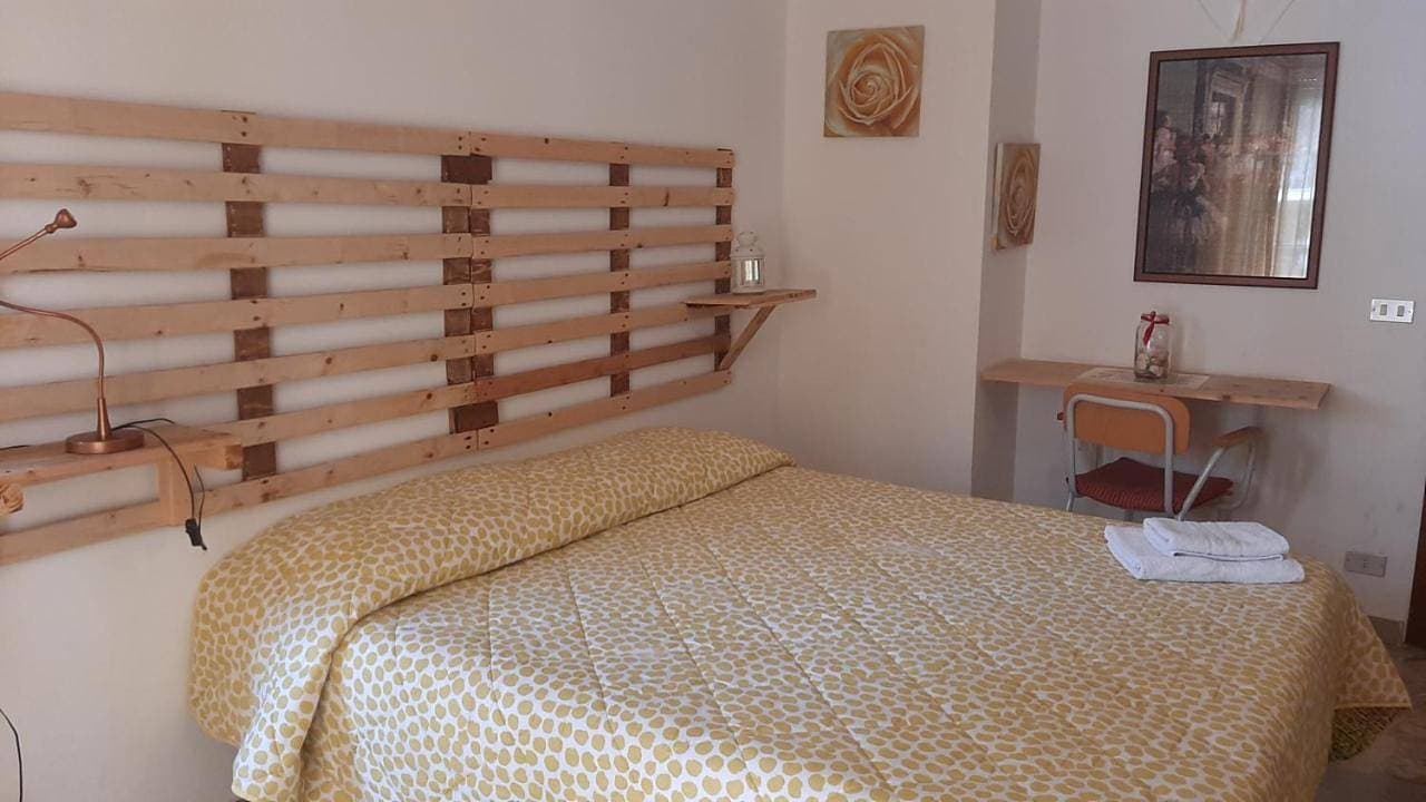 Foto 6 von 14: Double Room with Private Bathroom