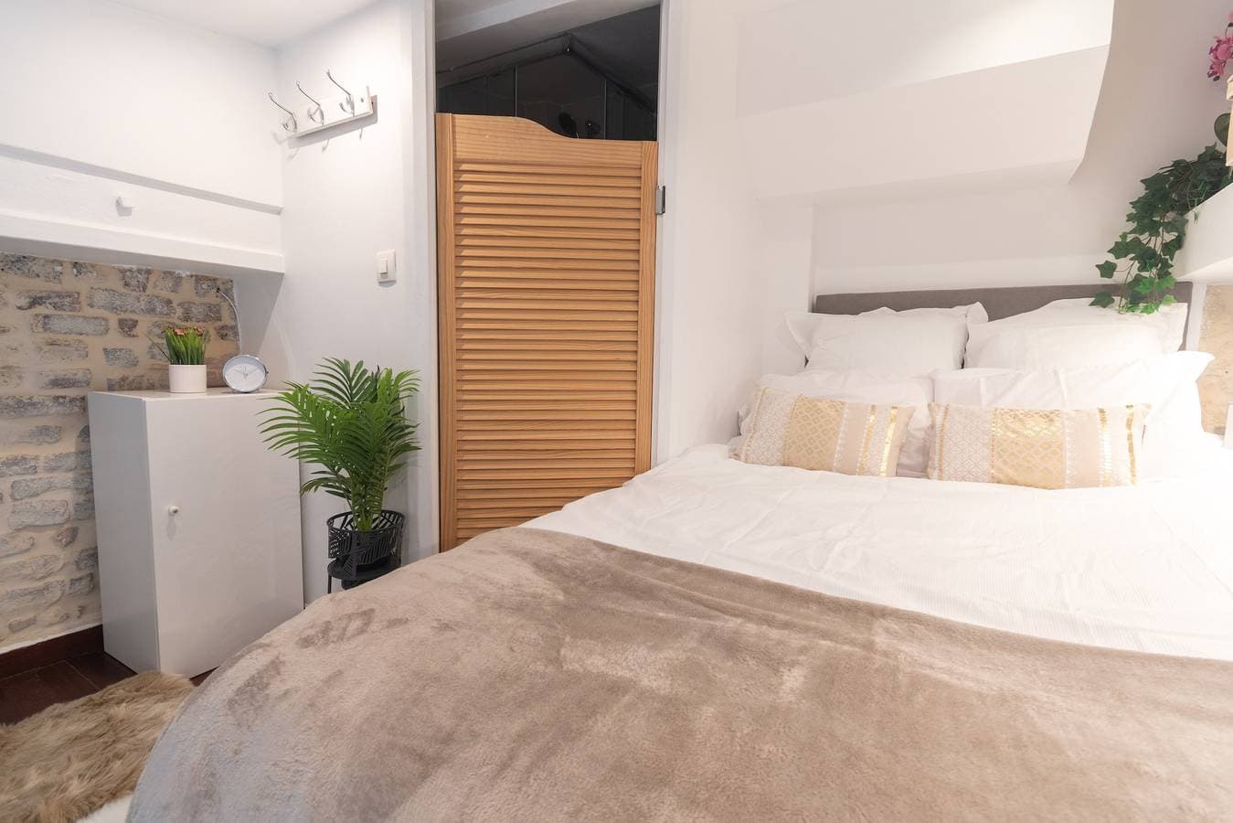 Foto 12 von 44: Ferienwohnung 'Duplex Parisien Charmant Métro13' mit WLAN