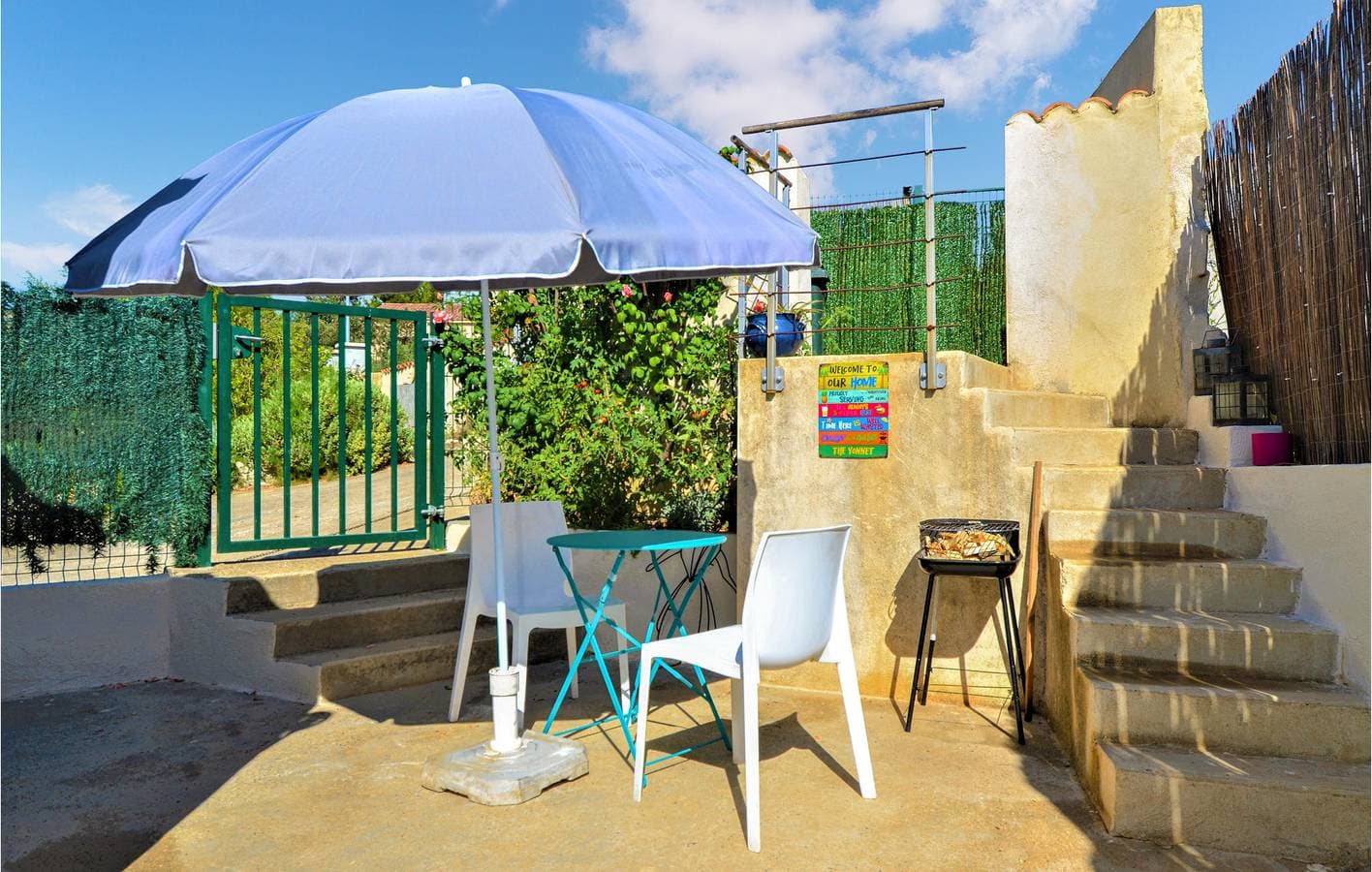 Foto 9 von 18: Gemütliche Wohnung in Beaucaire mit Pool und Parkplatz
