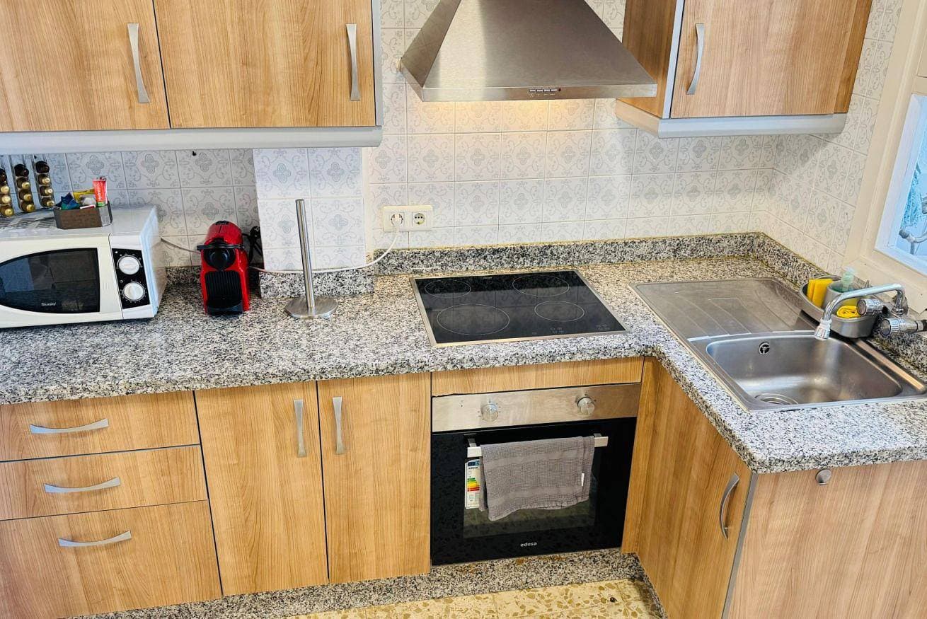 Foto 8 von 41: Ferienwohnung für 4 Personen mit Balkon/Terrasse