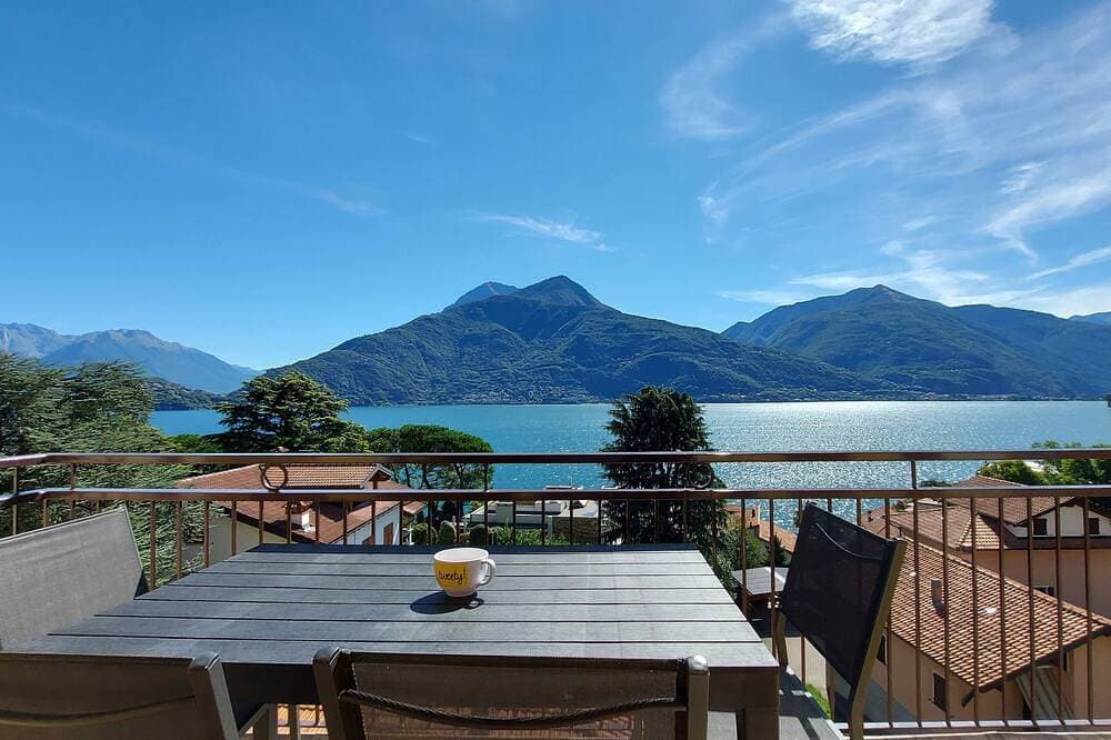 Foto 13 von 14: Magic Lake View - Spacious apartment 5 minutes from the beach