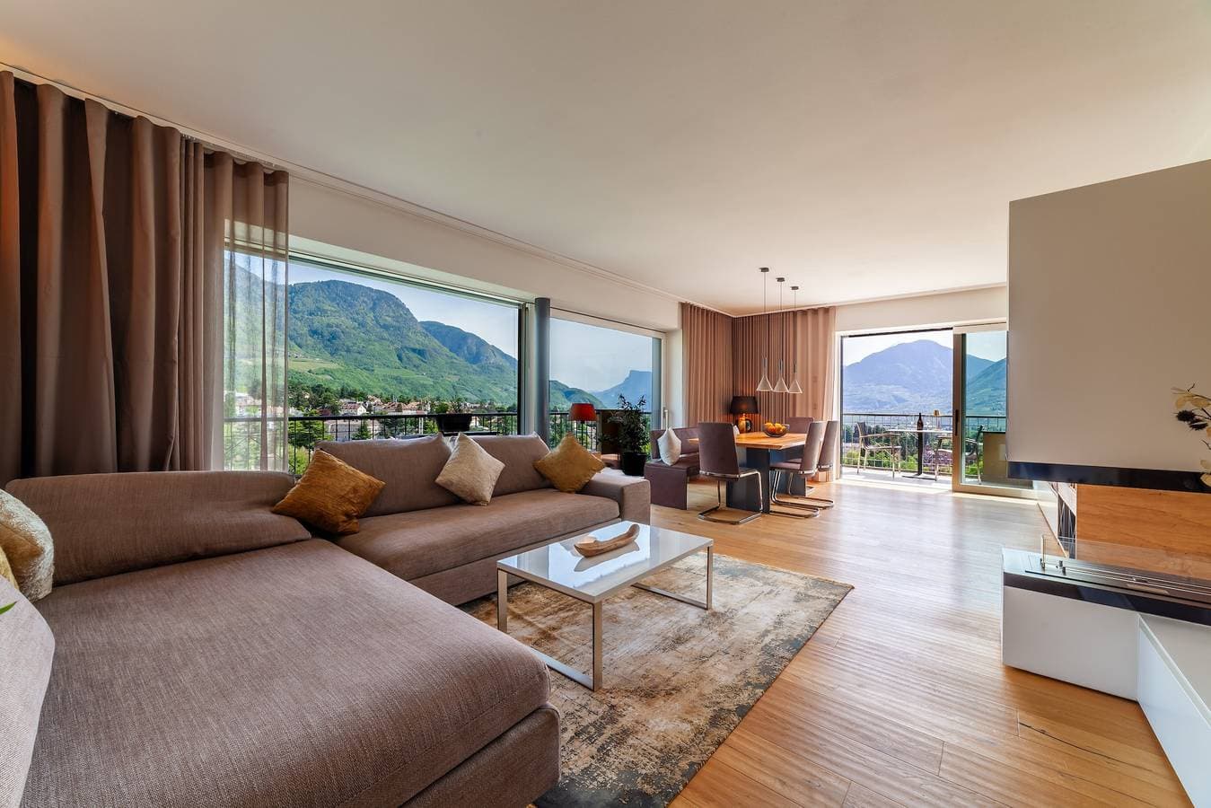 Foto 3 von 38: Ferienwohnung "Levita Living Anima" mit Bergblick und zwei sonnigen Balkonen