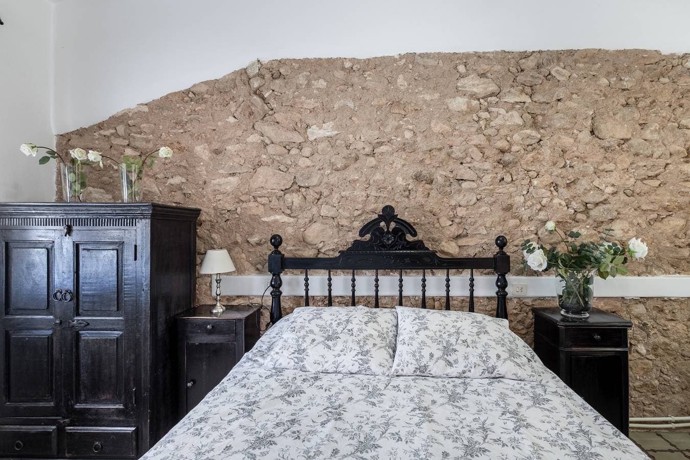 Foto 12 von 38: Finca 'Cal Cabrer' mit Bergblick, Privatem Pool und Wi-Fi