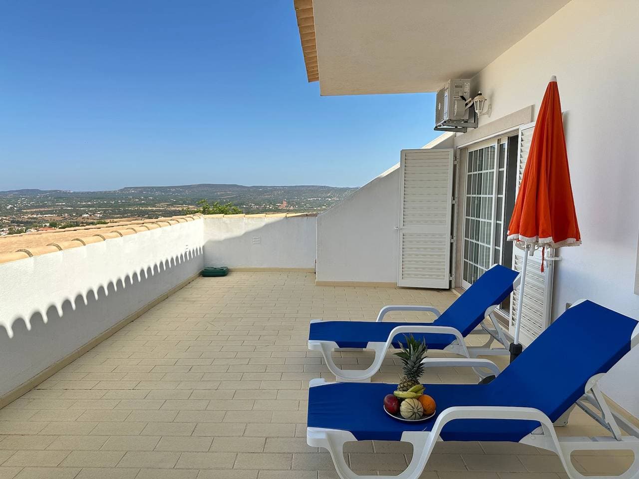 Foto 5 von 128: BnB Homes Luxurious Villa with 5 bedrooms & pool