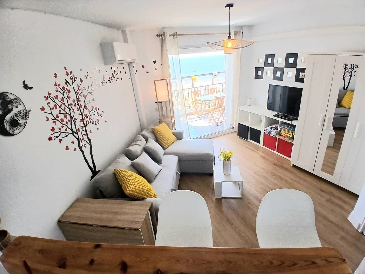 Foto 4 von 31: Ferienwohnung 'Front Beach Empuriabrava' mit Meerblick