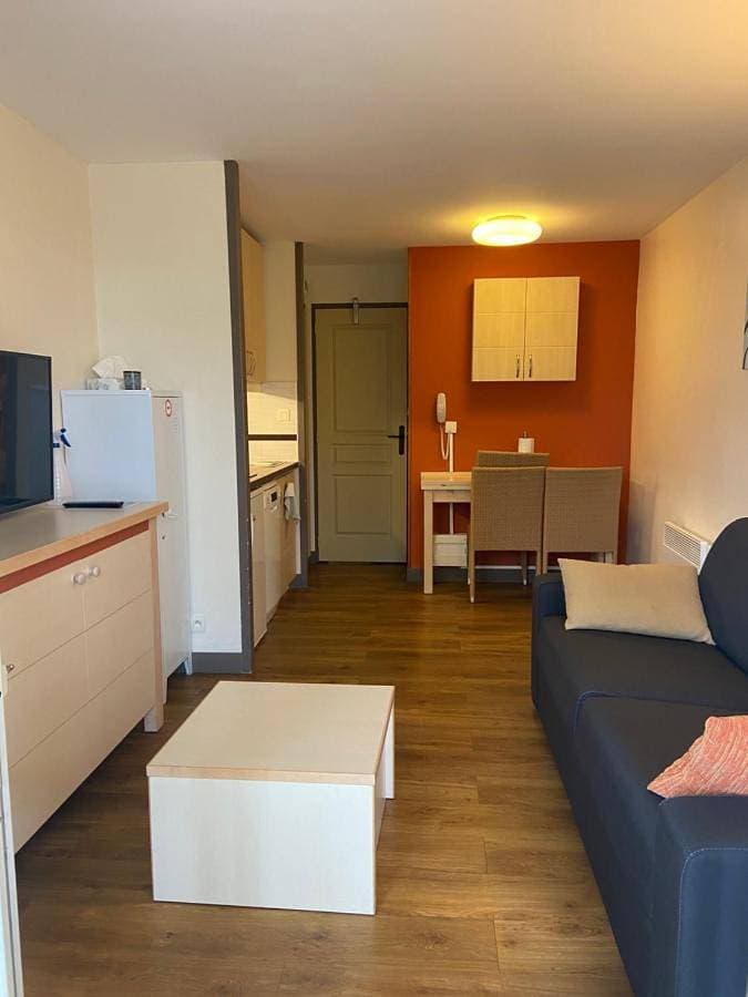 Foto 5 von 21: One-Bedroom Apartment