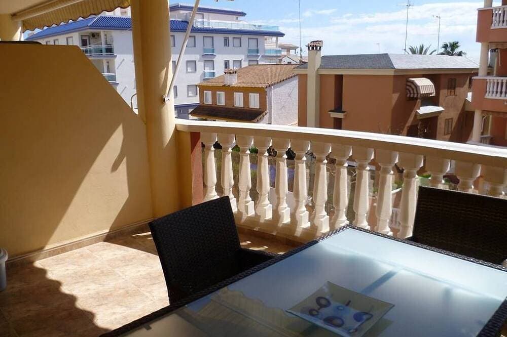 Beautiful apartment on the second line of the beach 1