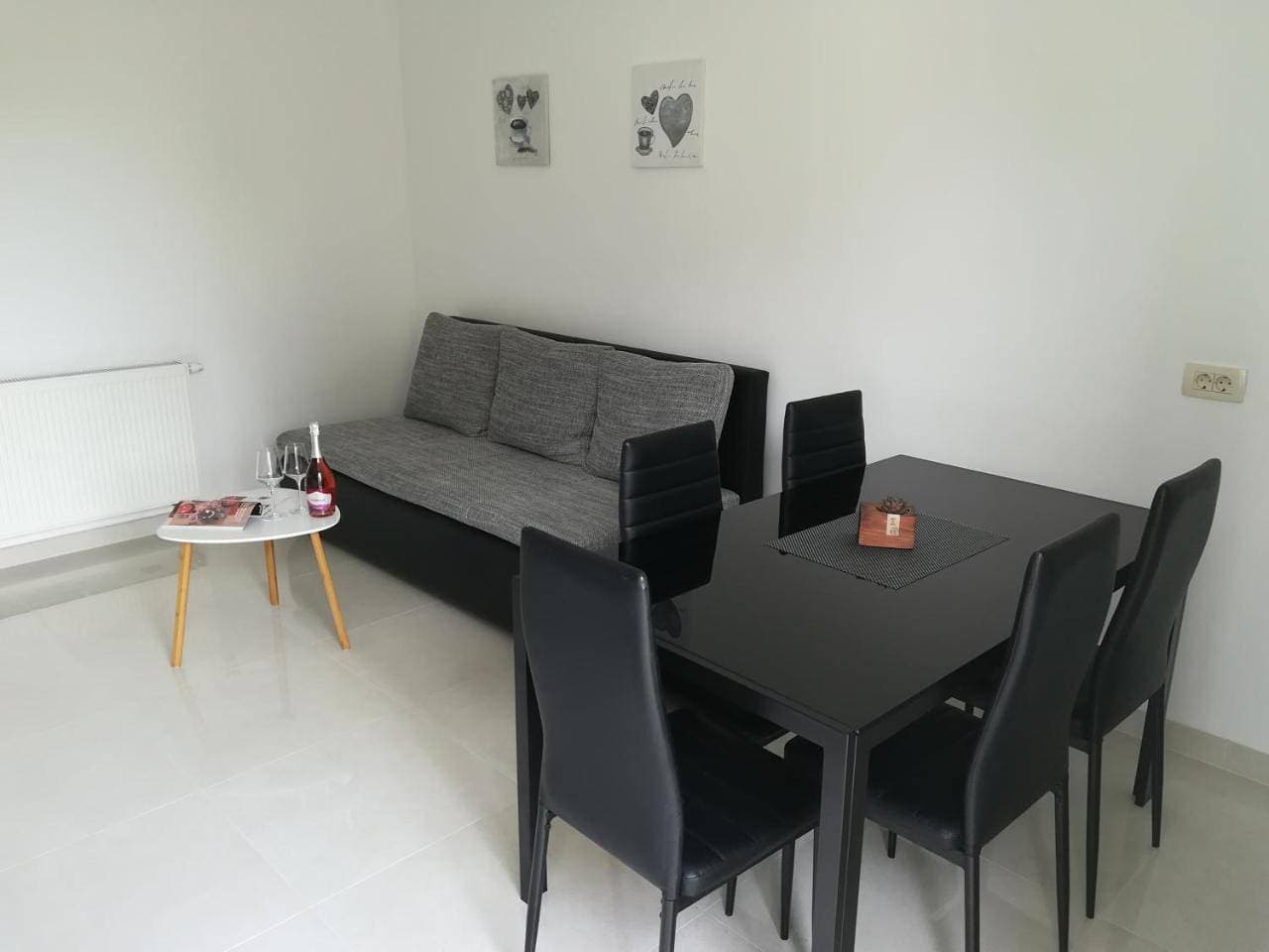 Foto 10 von 28: Apartment with Terrace